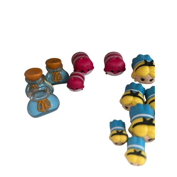 Disney Tsum Tsum Alice In Wonderland Figures, Lot of 35, Cheshire Cat, Queen - Picture 2 of 5